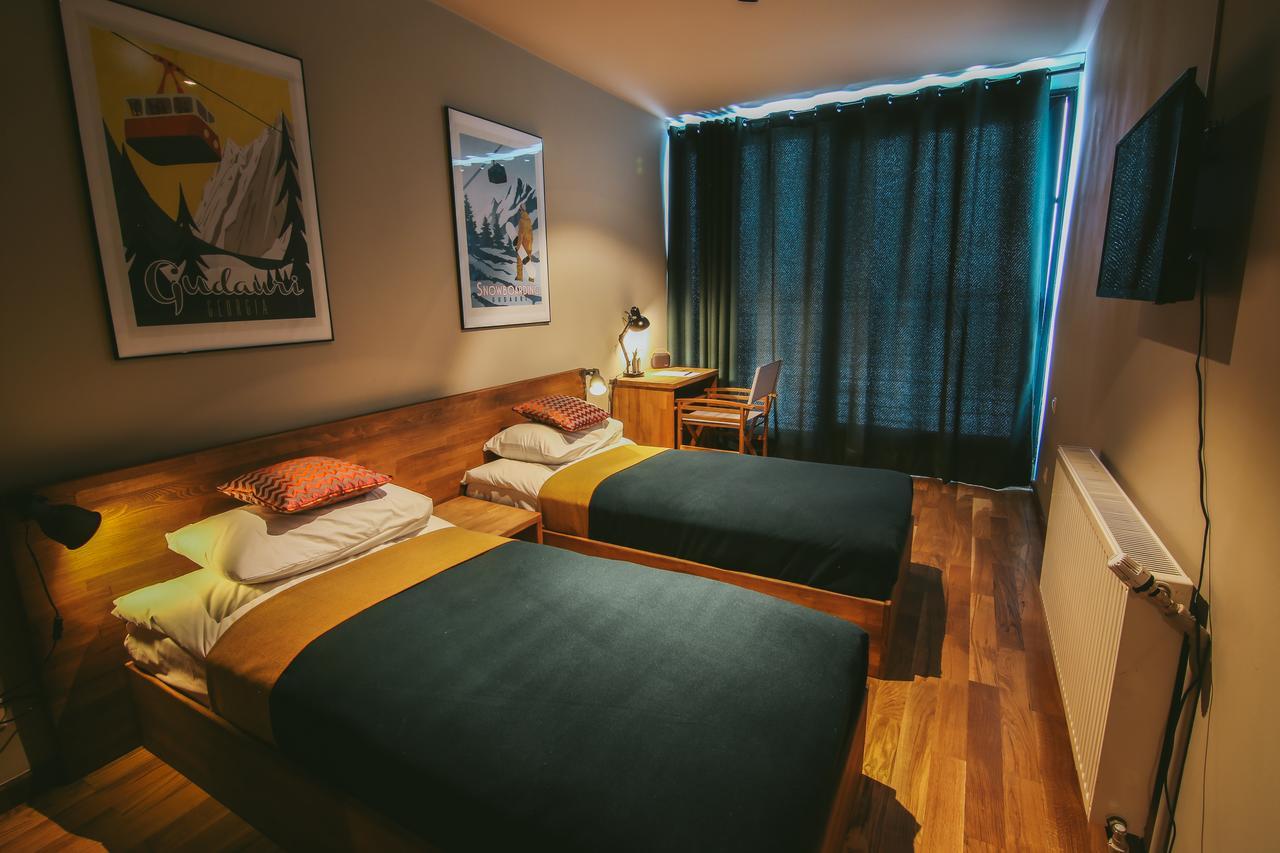 Quadrum Hotel Goedaoeri Buitenkant foto