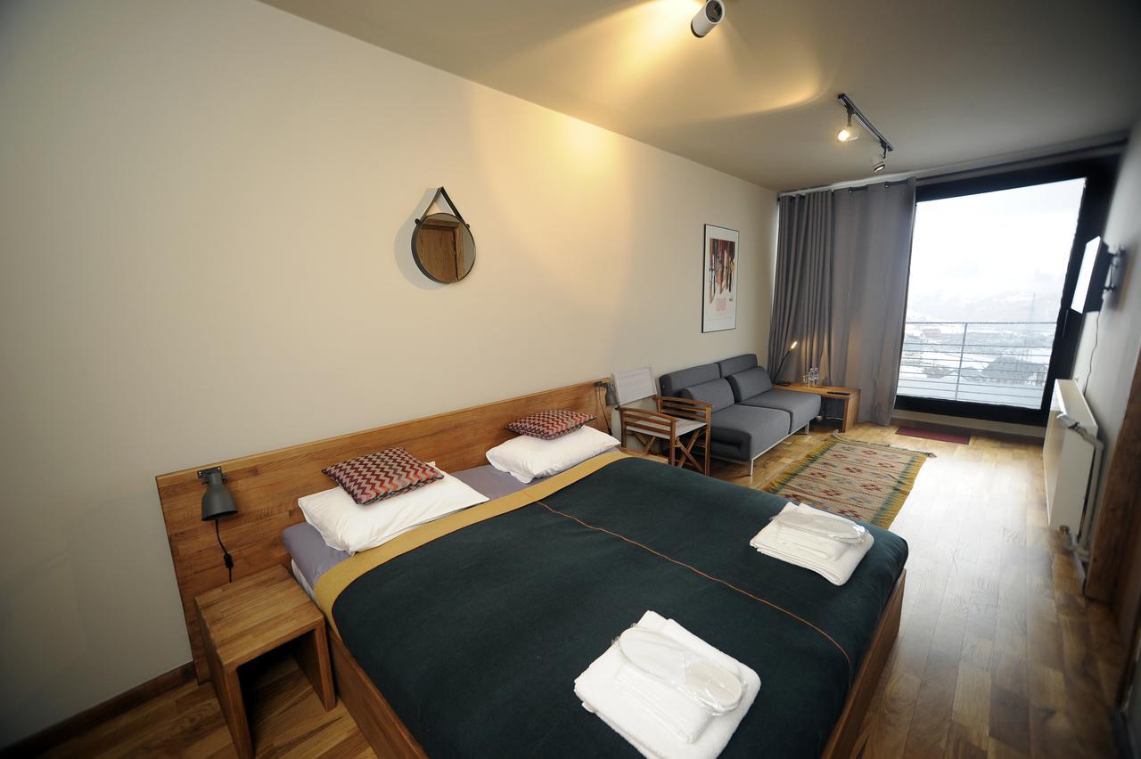 Quadrum Hotel Goedaoeri Buitenkant foto